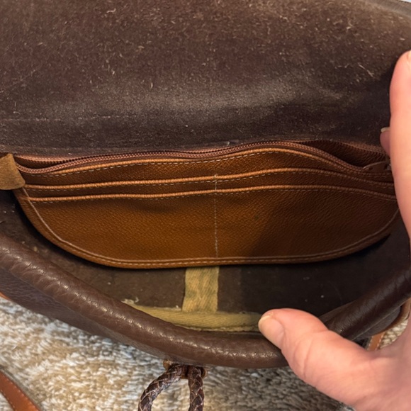 Dooney & Bourke Dark Brown Pebbled Leather Crossbody with Tan Trim VINTAGE - Picture 6 of 9